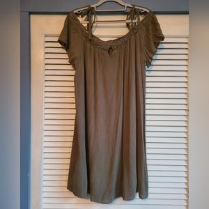 Colin's olive cold shoulder dress | Size Medium